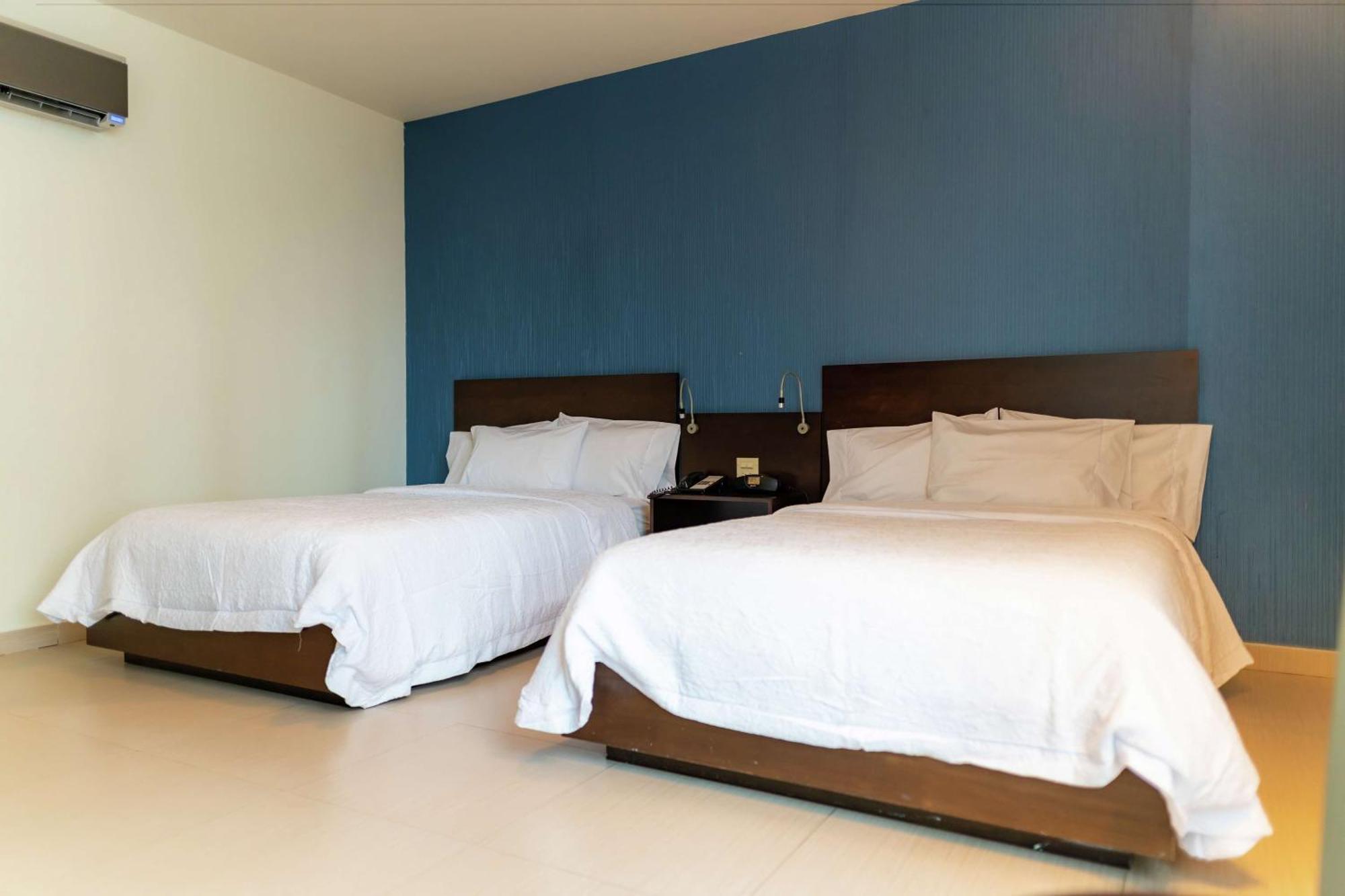 Hampton By Hilton Panama Hotel Екстериор снимка