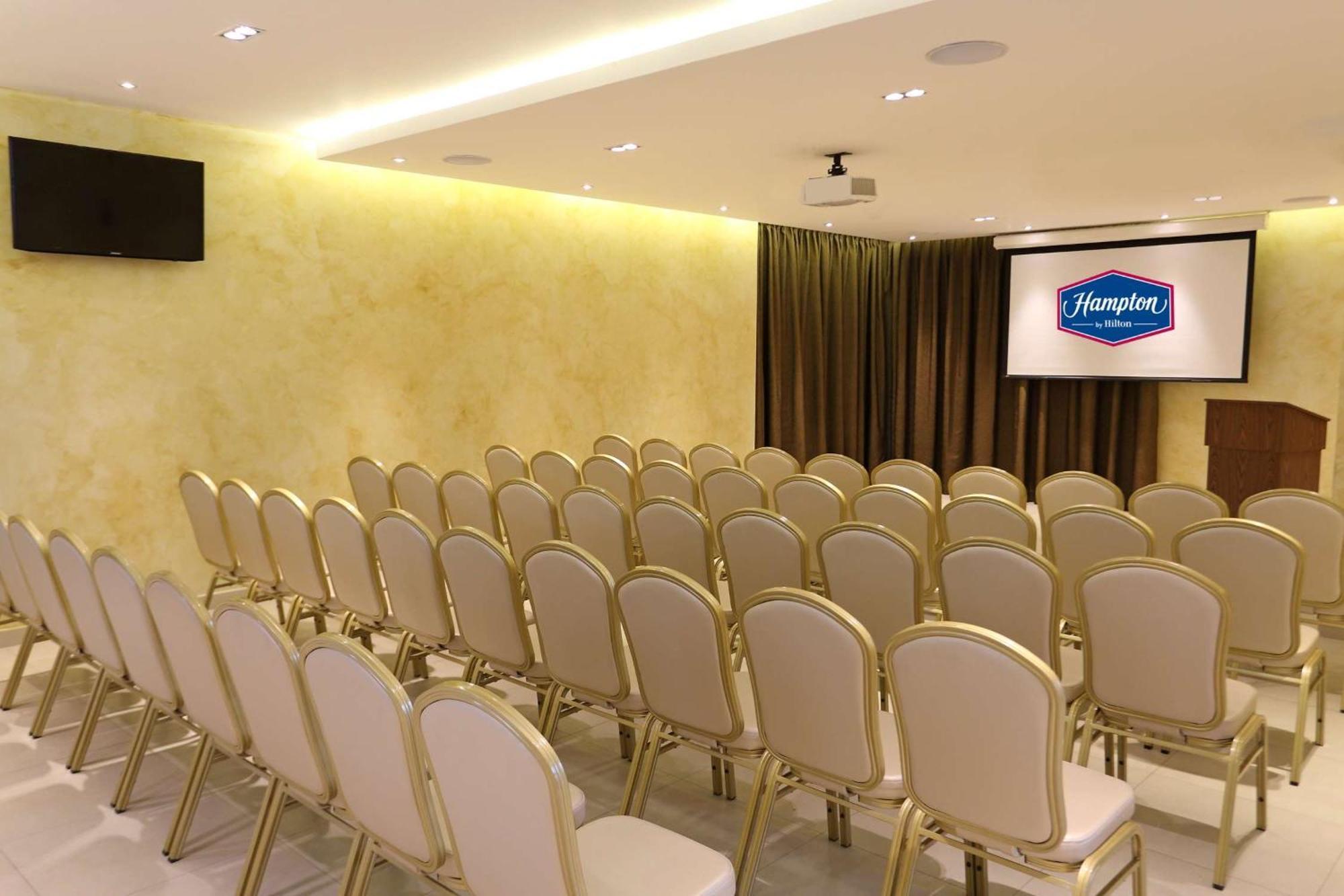 Hampton By Hilton Panama Hotel Екстериор снимка