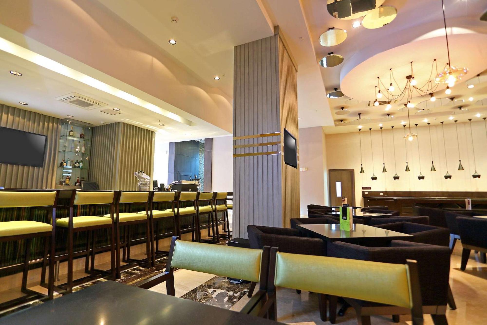 Hampton By Hilton Panama Hotel Екстериор снимка